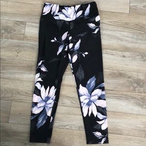 Calvin Klein cropped tights